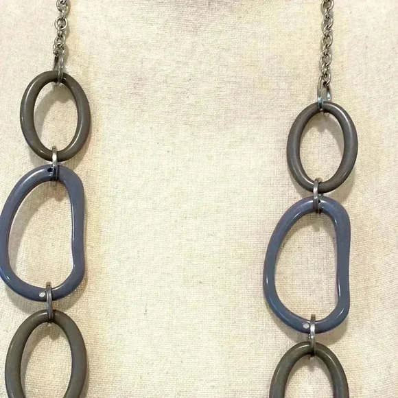 Necklace - Picture 4 of 5